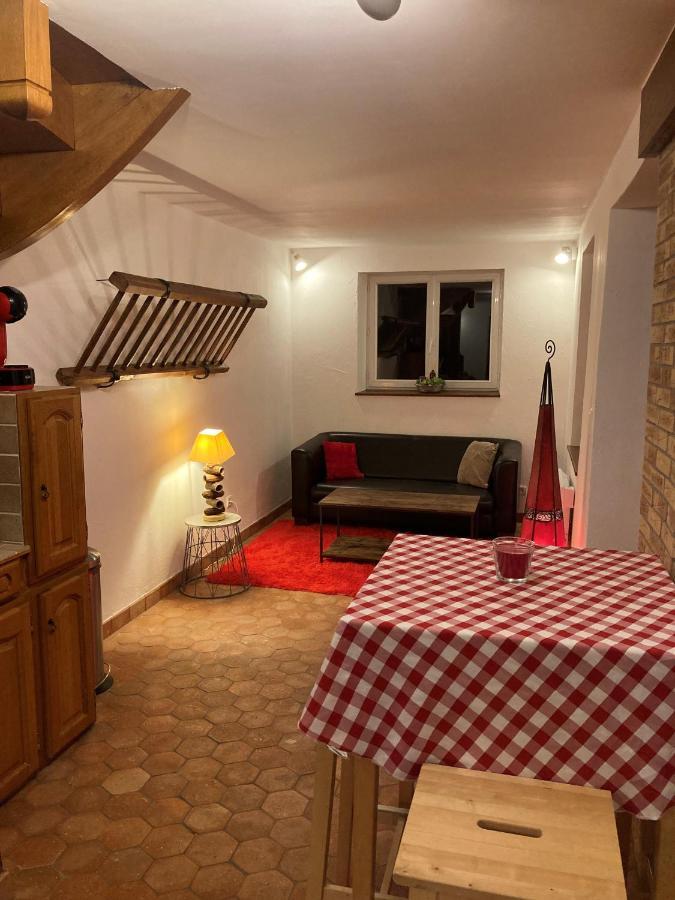 La Petite Maison De La Vallee Bazainville Εξωτερικό φωτογραφία