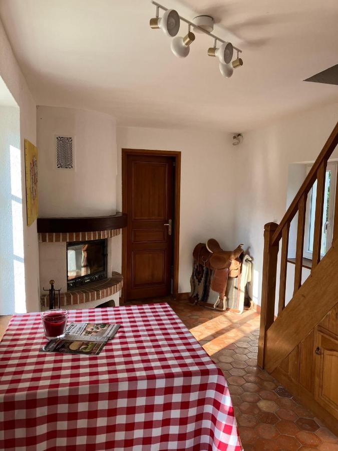 La Petite Maison De La Vallee Bazainville Εξωτερικό φωτογραφία